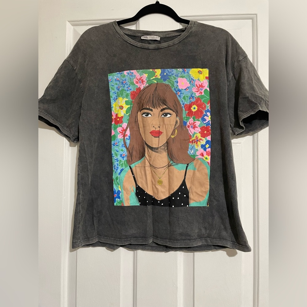 Washed gray graphic Tee